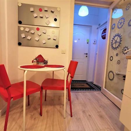 Luxury Piata Universitate Old Town Daire Bükreş Dış mekan fotoğraf