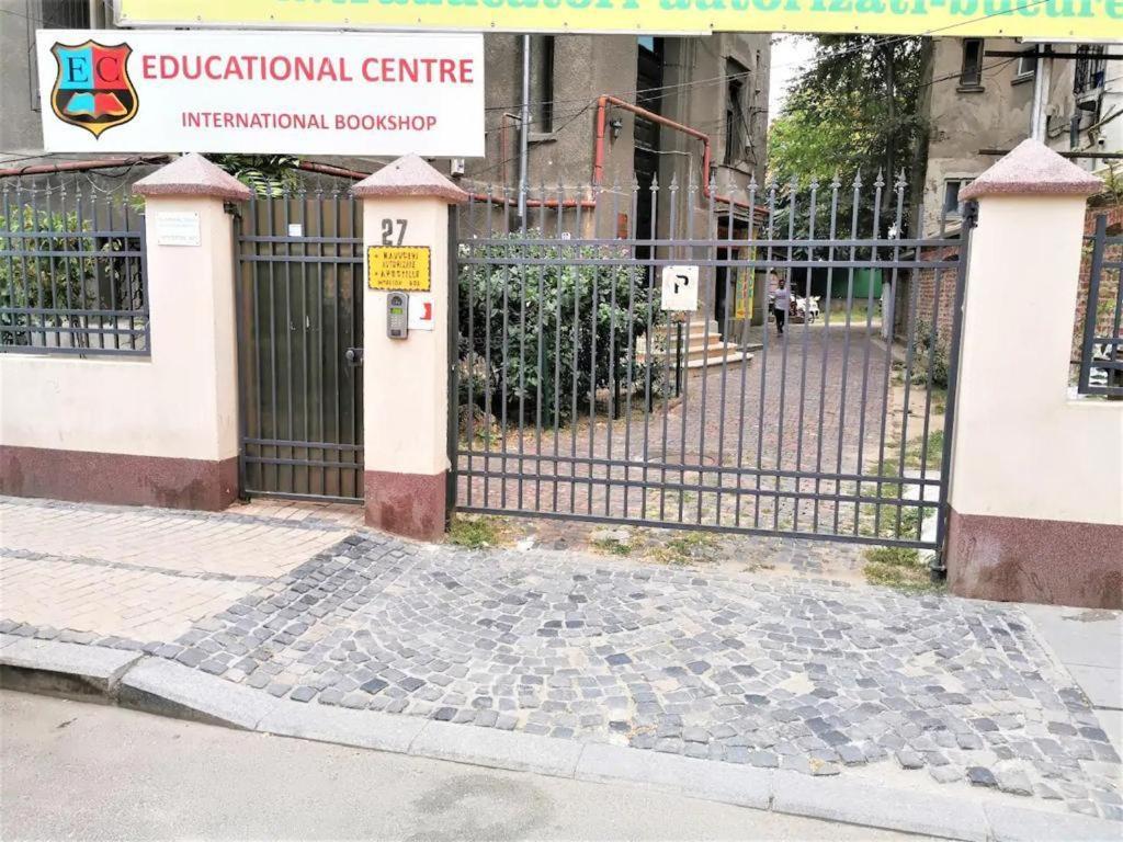 Luxury Piata Universitate Old Town Daire Bükreş Dış mekan fotoğraf